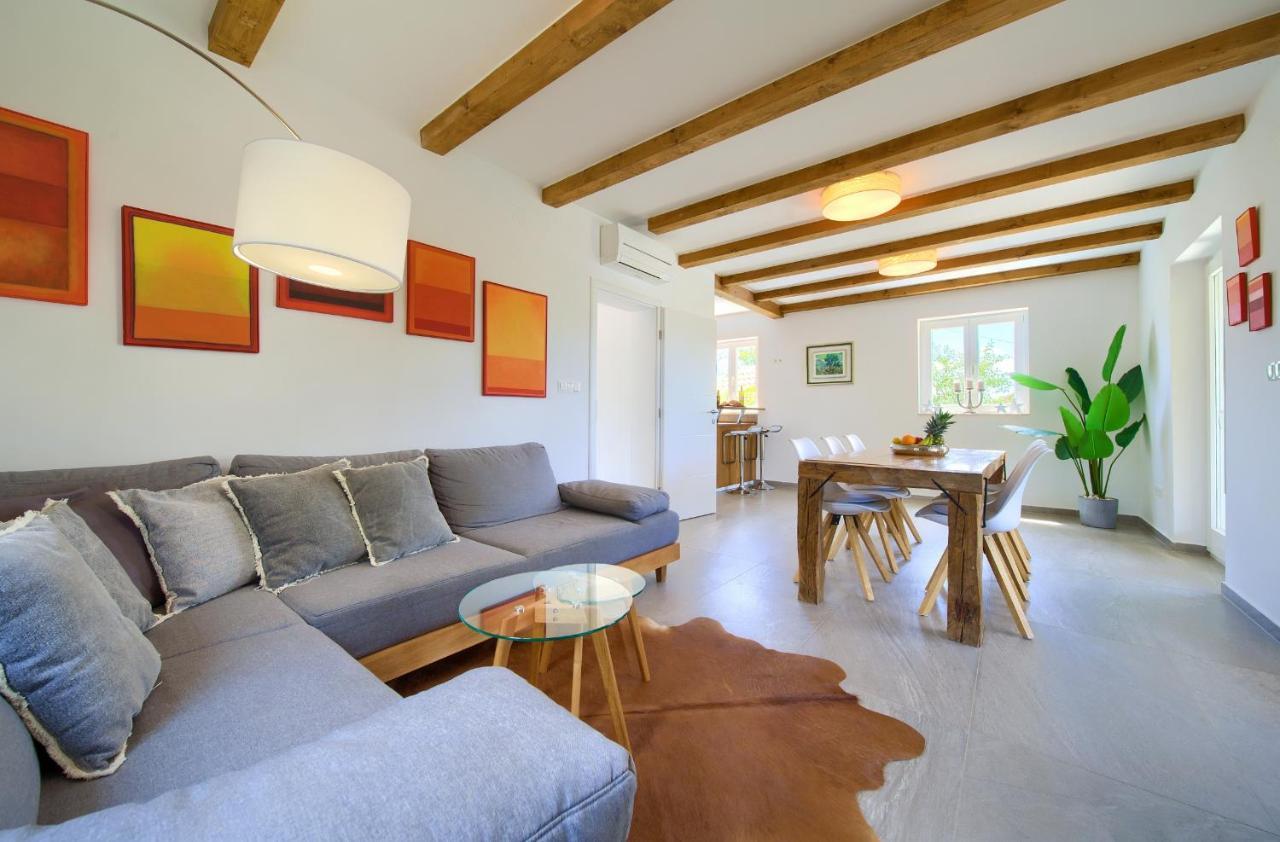 Villa Stella Malinska Bagian luar foto