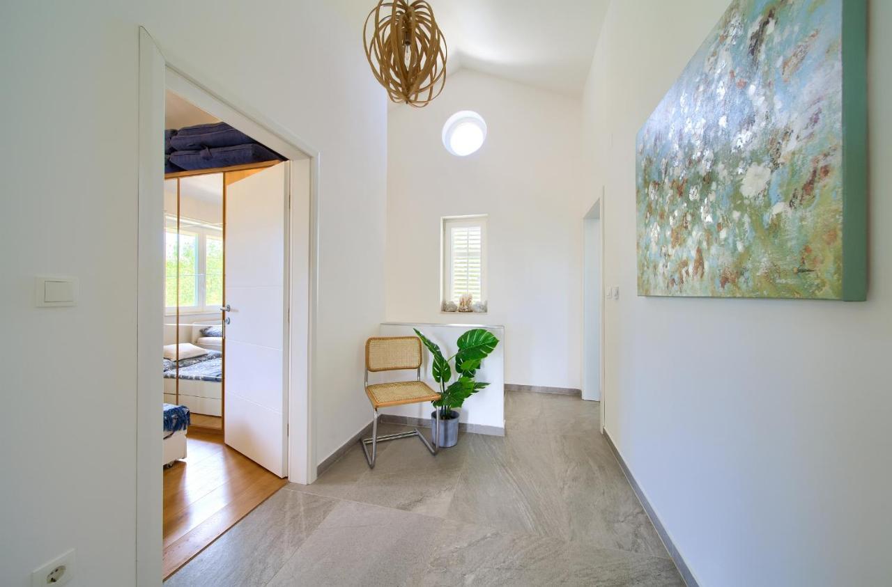 Villa Stella Malinska Bagian luar foto