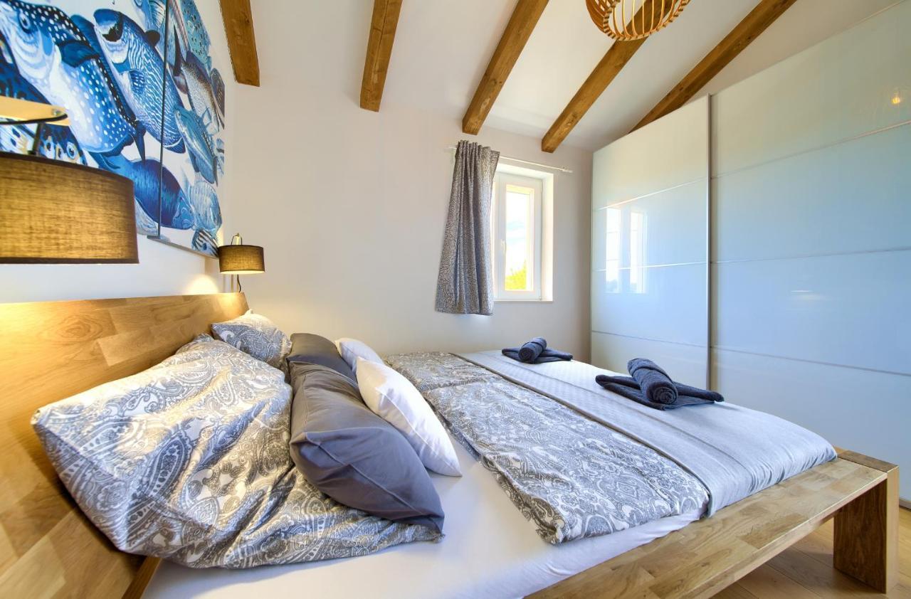 Villa Stella Malinska Bagian luar foto
