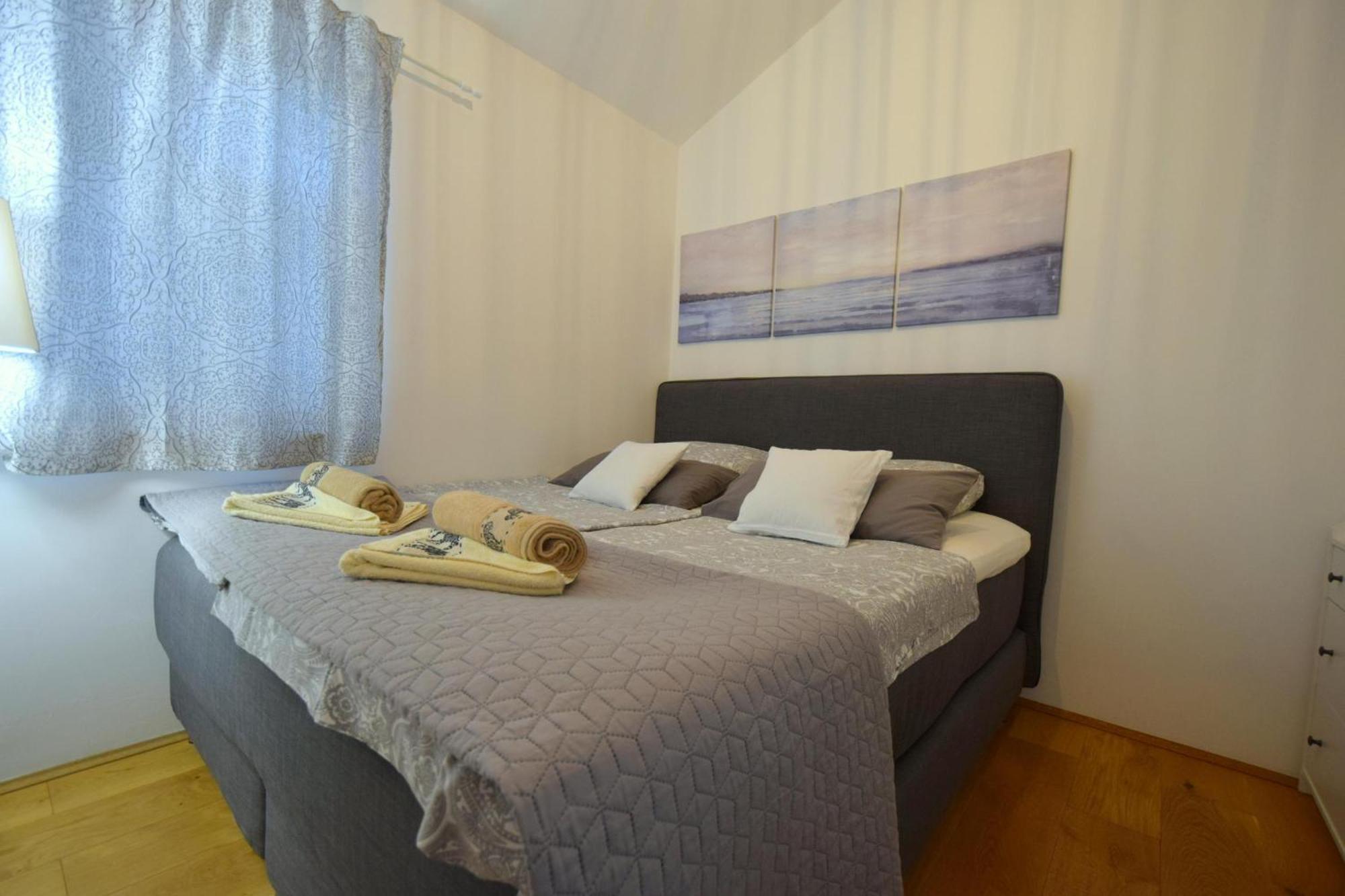 Villa Stella Malinska Bagian luar foto